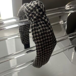 Stylish Black and White Houndstooth Headband